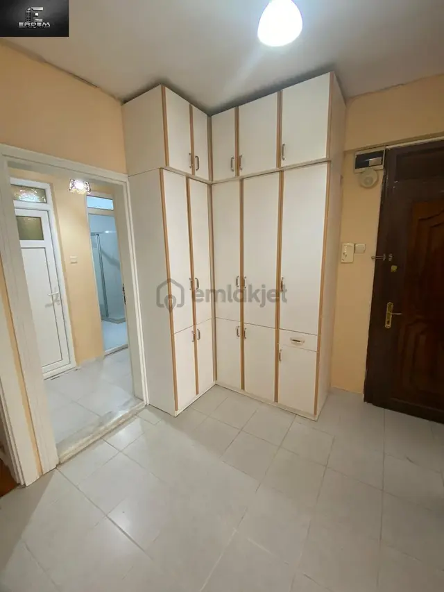 Erdem Emlak Ofisinden Çiftlik Karadeniz Mah Giriş Kat 2+1 Daire Masrafsız Yapılı 2