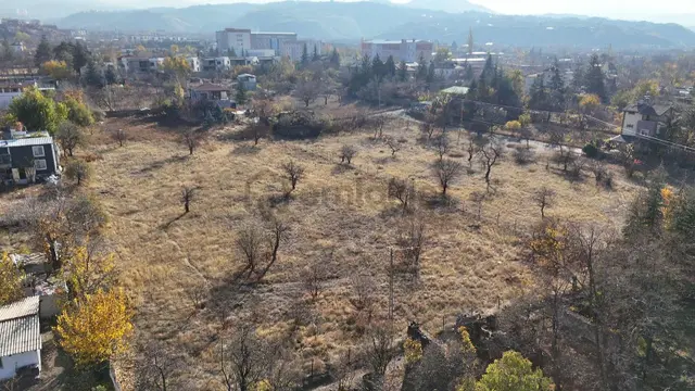 Eğribucak'da Merkeze Yakın 9 Villalık 4.150 M2 Temiz Parsel 2