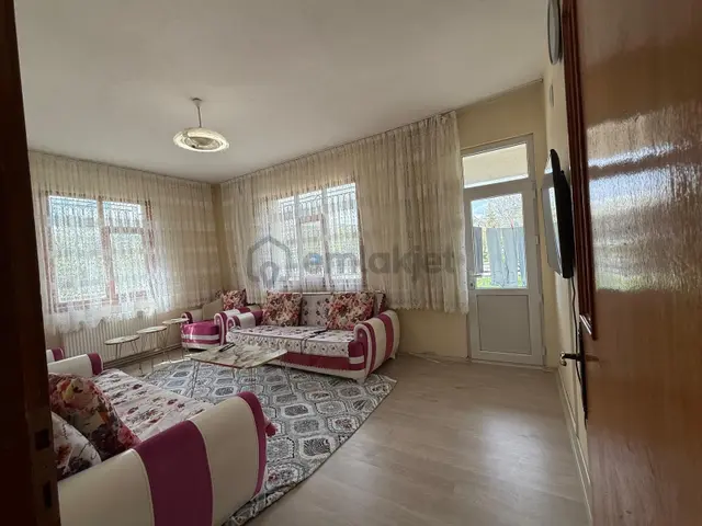 Selahaddin Eyyubi De Satılık 2+1 Yüksek Giriş Daire 2