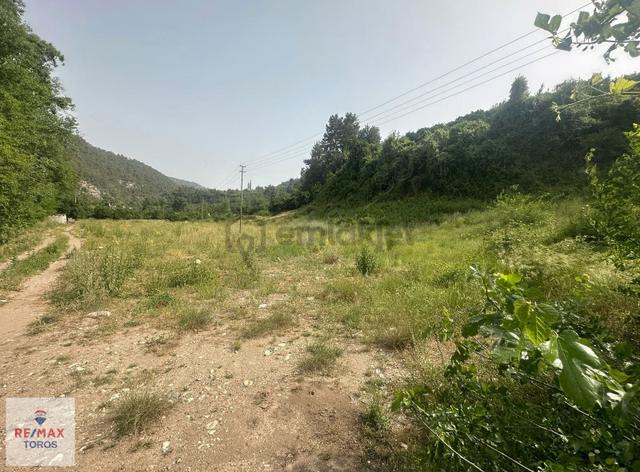Remax Toros'tan Doğusandal'da Yatırımlık Arsa 5