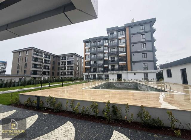 Çetin'den Tepe Site İçi Full+full Havuzlu Sitede Kiralık 1+1 5