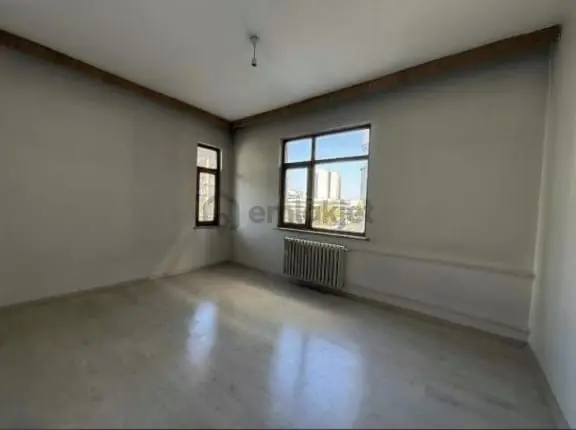 İsa Kavak Gayrimenkul’den Kiralık 3+1 Daire – Selçeklu/ihsaniye 1