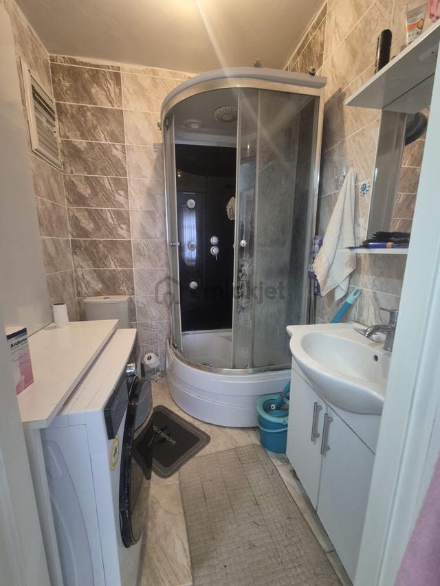 Bahçelievlerde Satılık Metroya Yakın 5+1 Dubleks Yeni Bina Daire (güney Cephe) 5