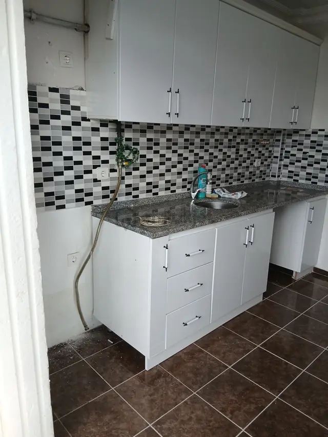 Maltepe Lokasyonu Güzel Ana Caddeye 50 Metremünibüs Duragına Yakın 3+1 Kiralık Daire 1