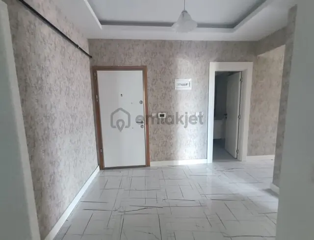 Ertuğrulgazi Mah. Site İçi Ara Kat 3,5+1 4