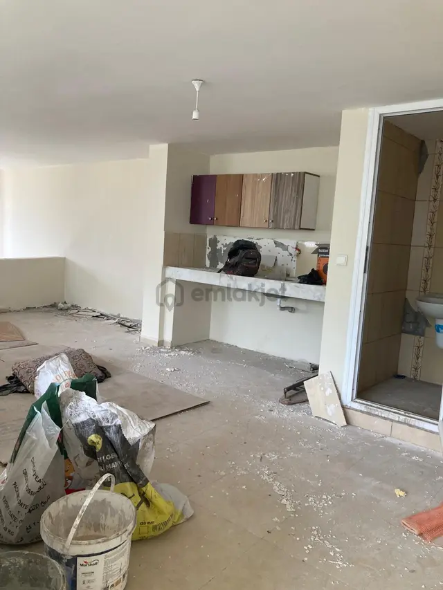 Köşe Başı,ferah İş Yeri 5