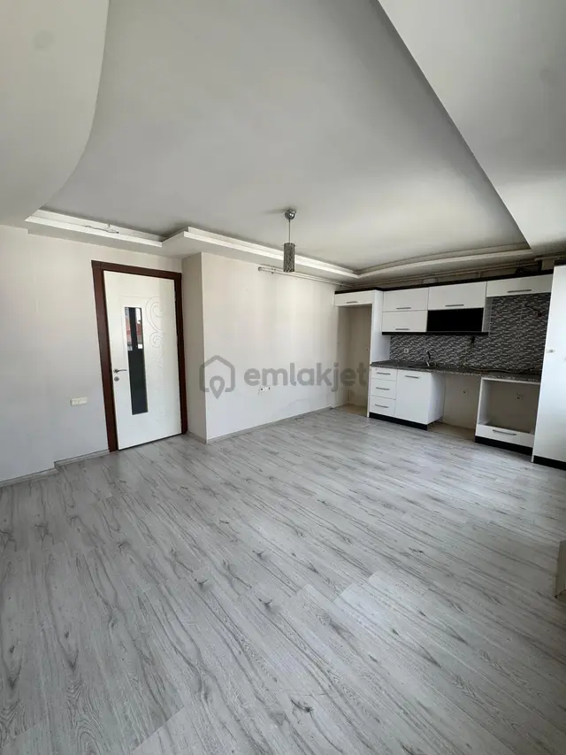 Zeki Emlak'tan Muradiye Mh. İstasyon Civ. 3+1 Kiralık Dubleks D. 4
