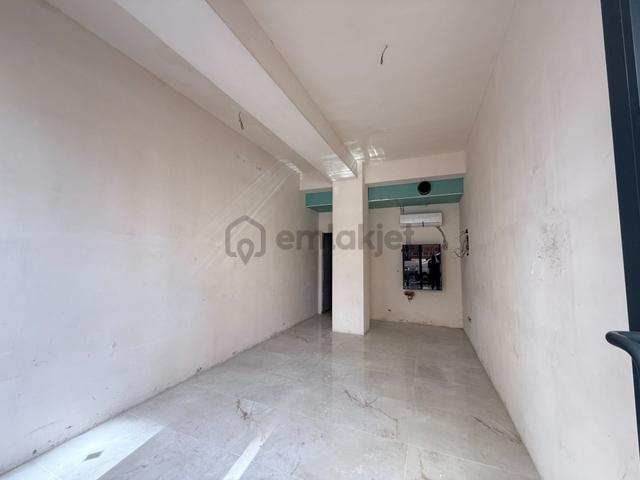 Kuyubaşı Minibüs Cad.paralel 60.000 Getirili 42m2 Satılık Dükkan 3