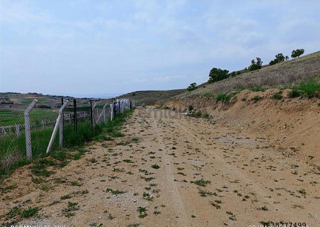 Kayı Mahallesinde Konumu Çok Güzel Ana Yola 1.3km 2 Katlı Villa 5