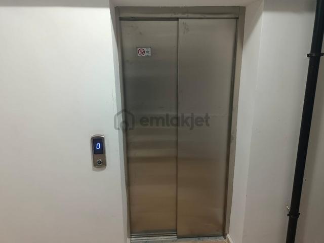Cumhuriyet Mahallesi'nde Eşyalı Kiralık 1+1 Site Dairesi 4