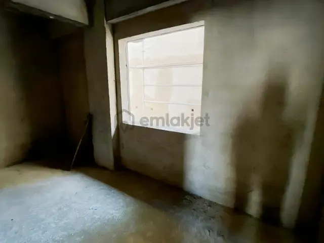 Balıkesir Alıeylül Sütlüce Mah Satılık 3+1 Daire 3