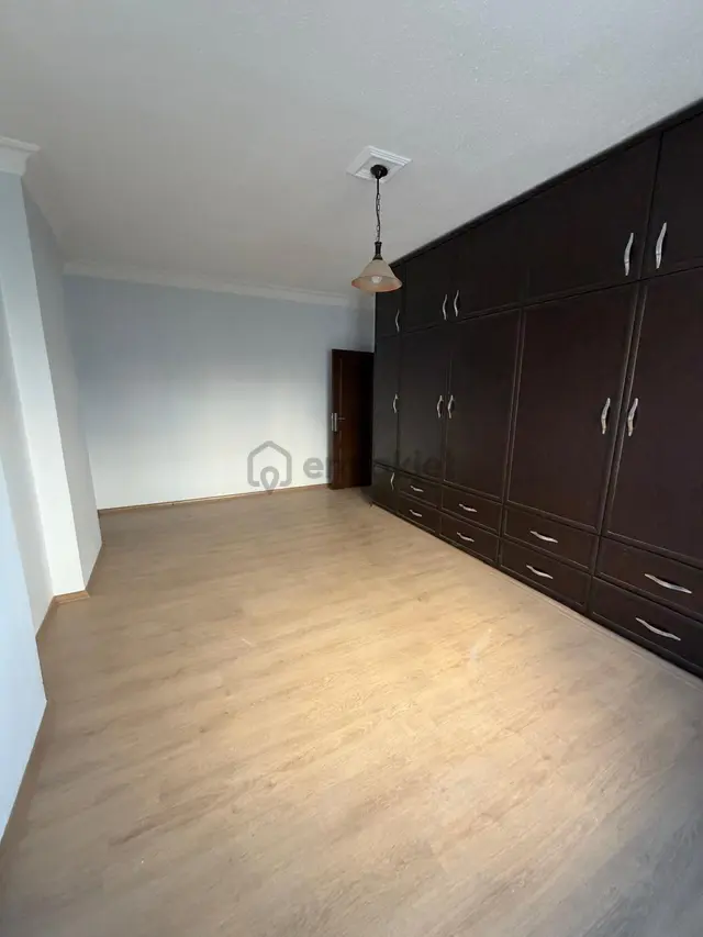 Kiralık Daire (ofis Olarak Kullanıma Uygundur) 3