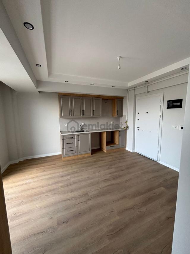 Satılık Yeşilyurt Mahallesinde 1+1 Sıfır Daire 4