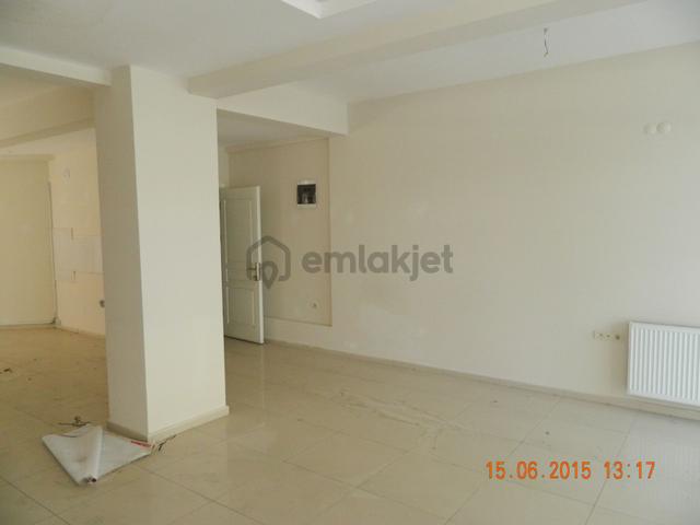 Star Emlakta Çetinemeçte Wc,mutfaklı Dep.yön.li Çift Cephe 80m2 Dükkan 3