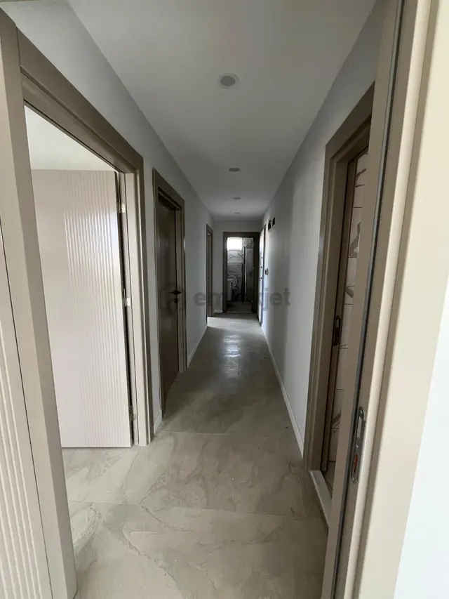 Döşemealtı Yeniköy’de Kiralık 2+1 Daire 4
