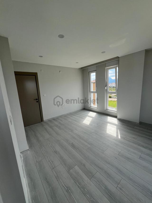 Döşemealtı Yeniköy’de Kiralık 2+1 Daire 5