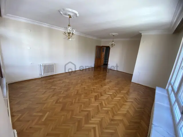 Remax Mid Atatürk Mahallesi Kiralık 2+1 Ara Kat Daire 2