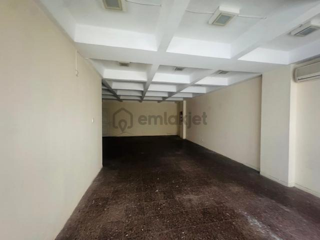 Mersinin Merkezinde Bahri Ok İşhanında Kiralık 70m2 Ofis 2