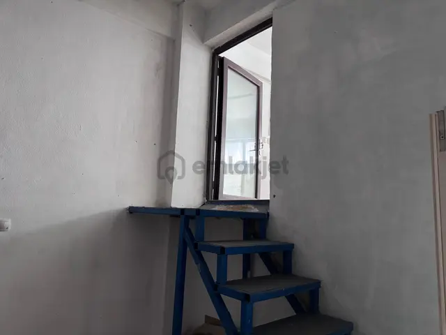 Remax Area'dan Adliye Yakınında Kullanıma Hazır Kiralık İşyeri 3