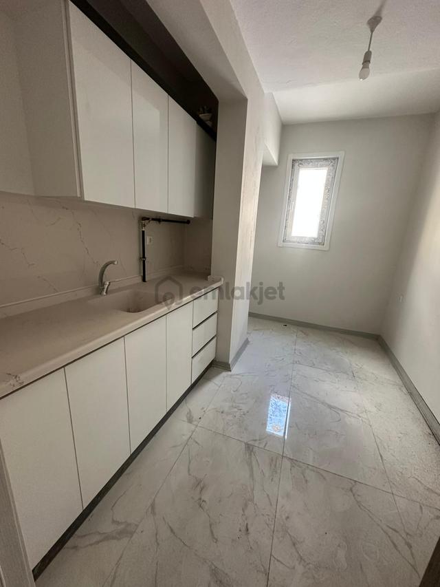 Ptt Karşısı Ana Cadde Üzeri Satılık Ofis 5