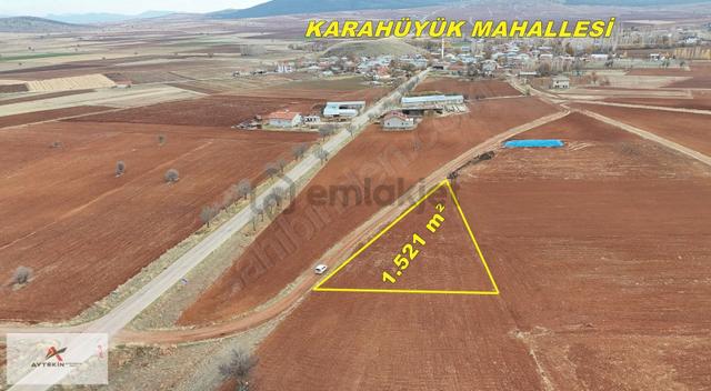 Akören Karahüyük Mahallesinde Yola Sıfır 1.521 M² Müstakil Tarla 5