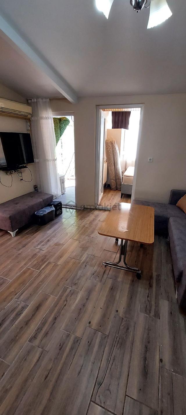 Çınara Hastaneye Bayramyerine 5 Dak Sırakapılarda 1+1 Esyali Balkonlu Apart Klımalı 4