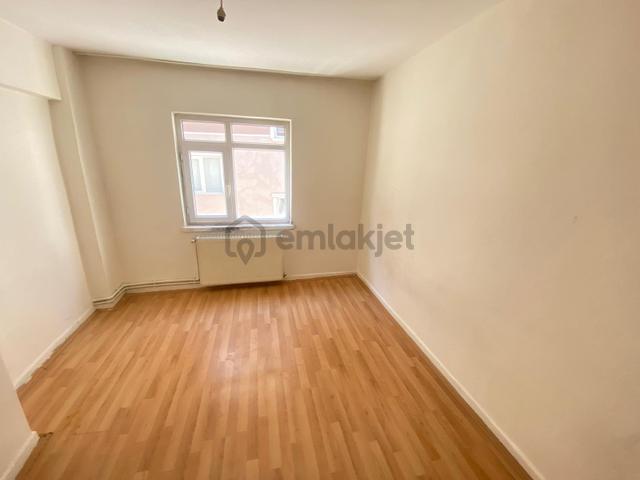 Mç Emlak'tan Mareşal Çakmak Mah. Satılık 3+1 Daire 4