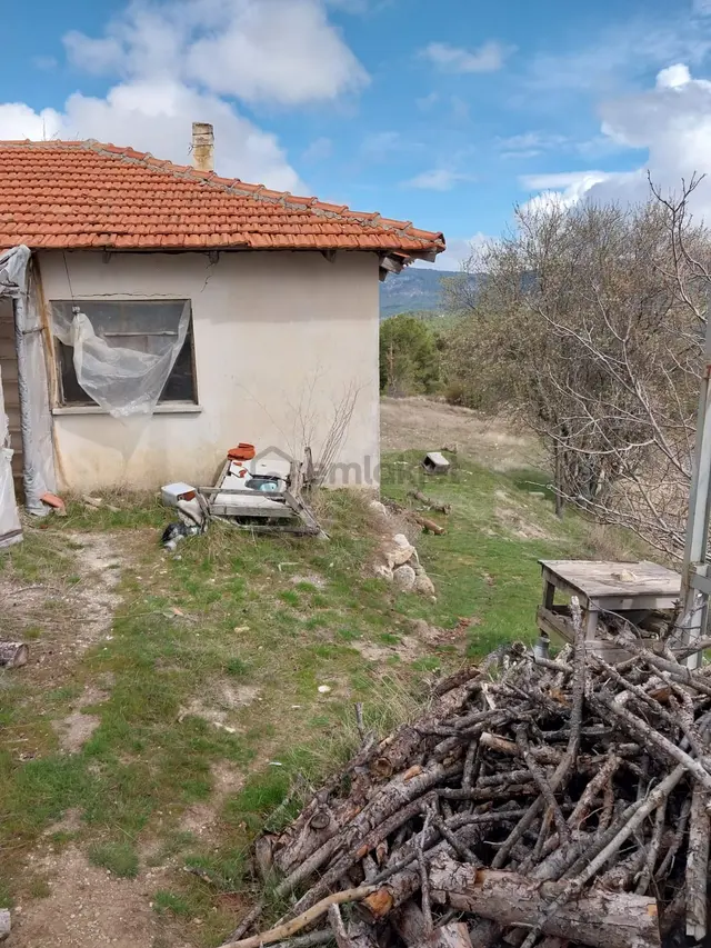 Şahin Emlaktan Çameli Kolakta 1391 M² Satılık Ev Ve Bahçesi 2