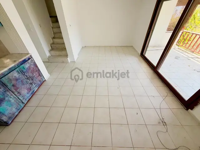 Onmax Pelitköy'de Kiralık 4+1 Villa 2
