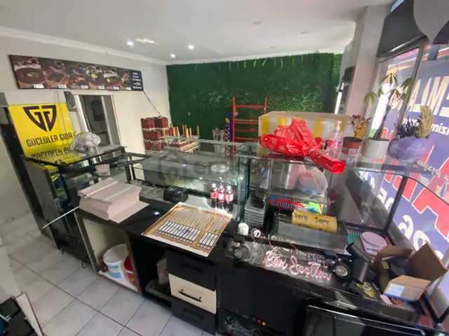 İşlek Konumda,hazır Kurulu Durumda Kiralık Dükkan 5