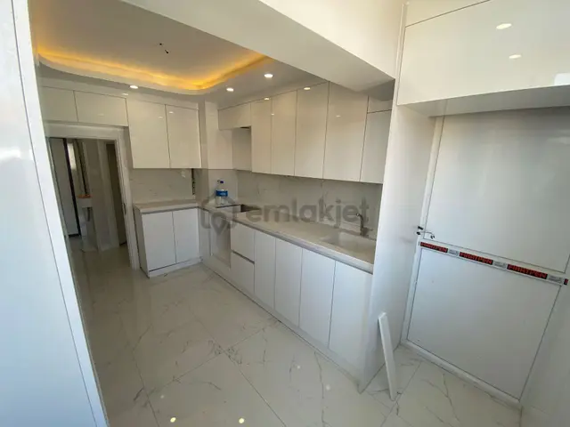 Sincan Akşemsettin Mhde Katta 3+1 Full Yapılı Masrafsız Lüks Daire 3