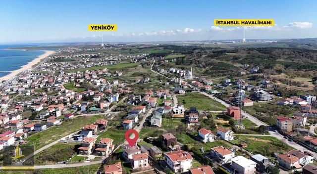 Arnavutköy Karaburun'da Deniz Manzaralı Satılık Villa 2