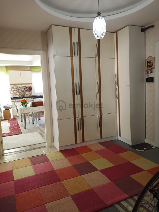 Ilk Sahıbınden Okan Merzecıde Merkezı Konumda 4+1 Ferah Daire 4