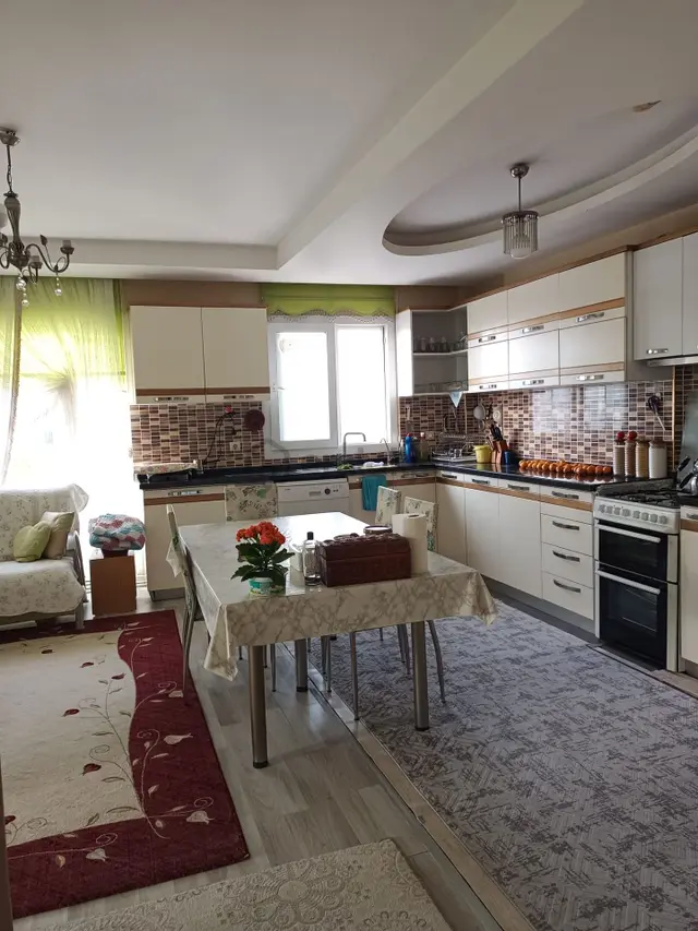 Ilk Sahıbınden Okan Merzecıde Merkezı Konumda 4+1 Ferah Daire 5