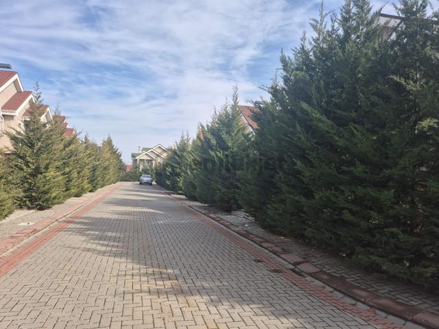 Gölbaşı Anadolu Bahçeşehir Sitesi Satılık Natamam Villa 4