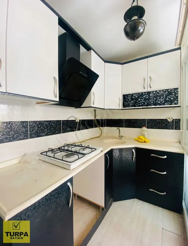 Bozyaka Cadde 2 Dk. Doğalgazlı, Otoparklı Kiralık 3+1 Daire 1