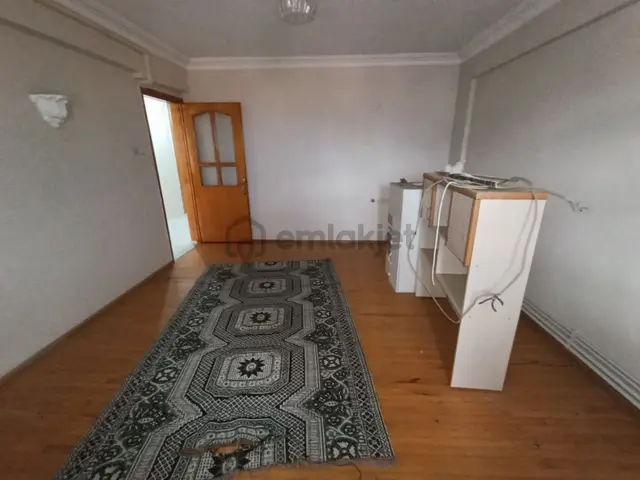Efendi Mahallesinde 127 M² 3+1 Doğalgazlı Fırsat Daire 2