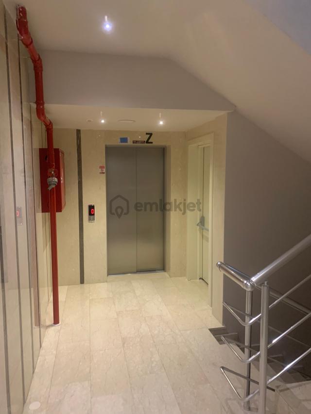 Alsancak’ta Prestijli Lokasyonda 2+1 Satılık Daire 4
