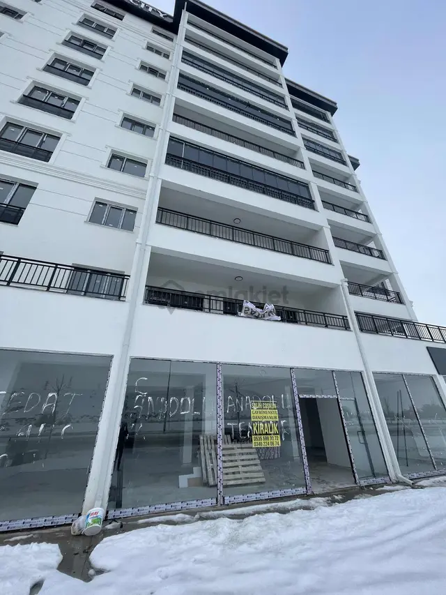 Kardeşler Hah. Lokmanhekim Cad. Kiralık İşyeri Kardeşler Hah. Lokmanhekim Cad. Kiralık İşyeri