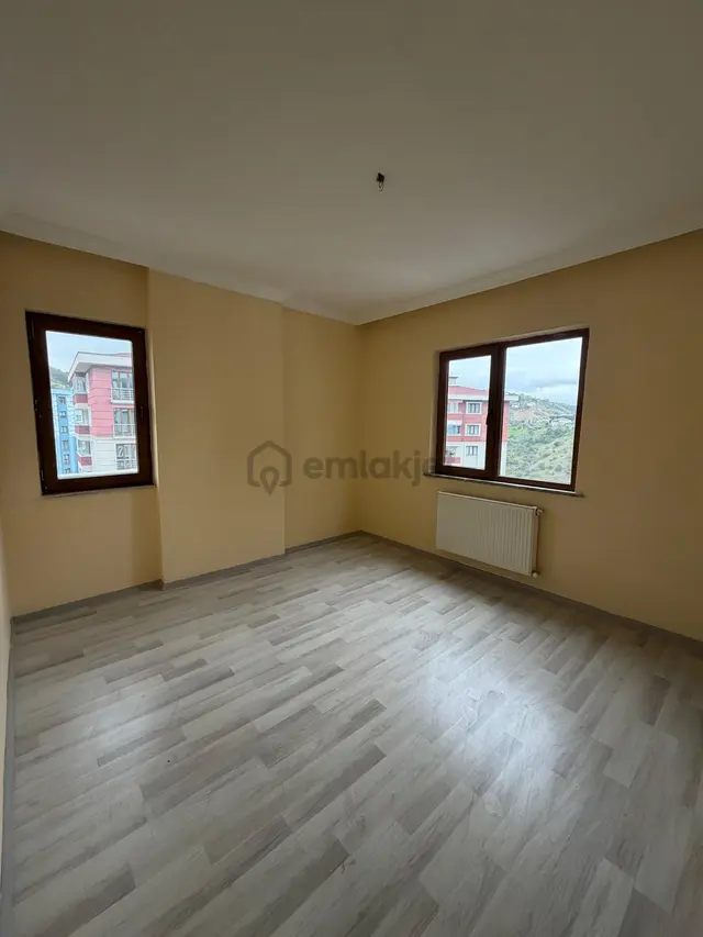 Trabzon Kaplan Emlak Beşirli Çınarüstü Kiralık Doğalgazlı Daire 4