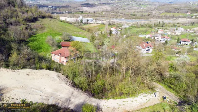 Araç Takasına Açık Fırsat İmarlı Arsa 641 M2 3
