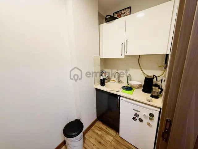 Beşevler Yıldırım Caddesi Üzerinde 2+1 Satılık Merkezi Ofis 5