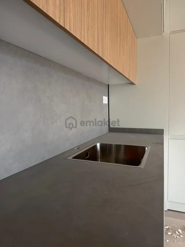 Cumhuriyet Mahallesinde Şehir Ve Deniz Manzaralı 3+1 Daire 2