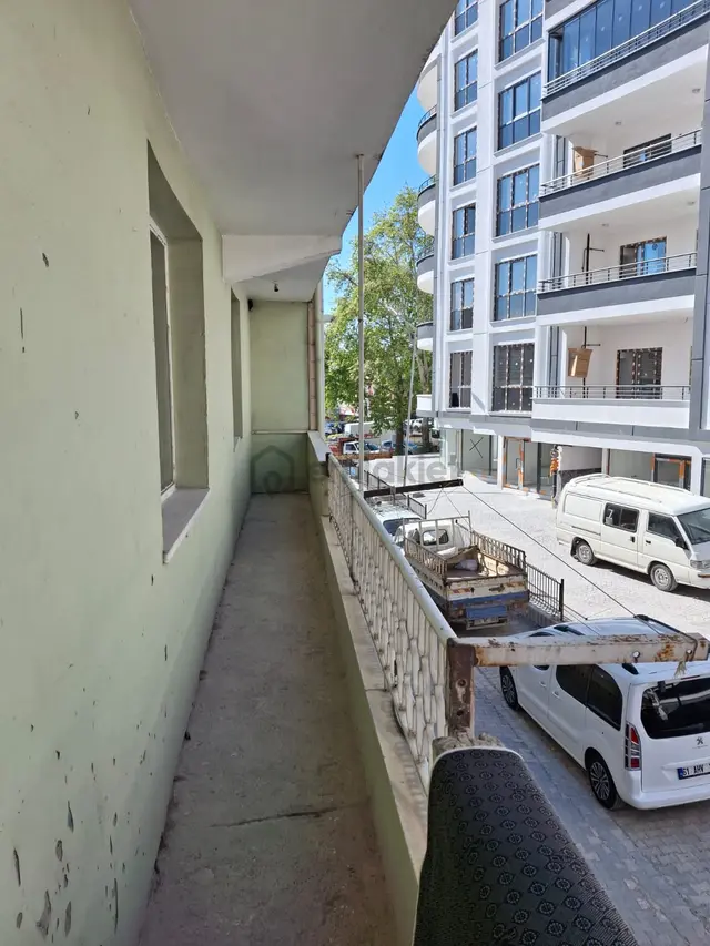 Tokat Niksar 'da Adalet Gold Group Emlak'tan Kiralık Daire 2+1 Uygun Fiyata Bengiler Mahallesinde 2
