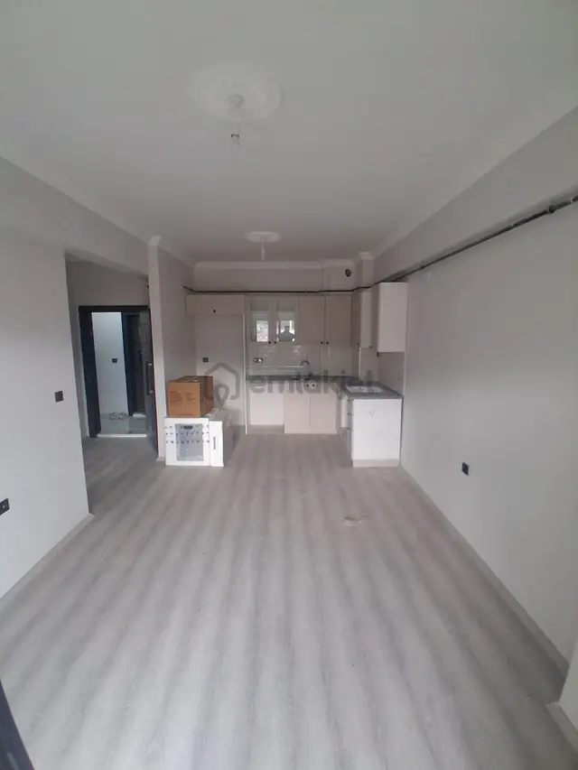Adalet Gold Group Emlak'tan Site İçerisinde Bağlar Mahallesinde 1+1 Kiralık Daire Sıfır Daire 2
