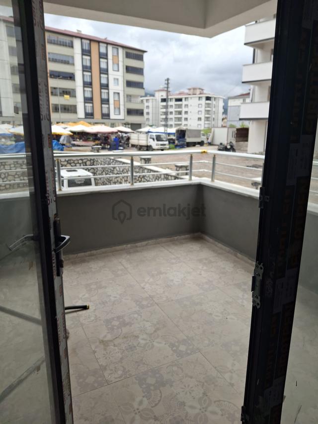 Adalet Gold Group Emlak'tan Site İçerisinde Bağlar Mahallesinde Sıfır Bina Satılık Daire 2+1 100 M2 4