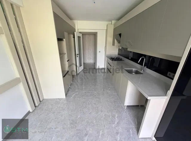 Törekent'in Gözdesi! 4+1 Cam Balkonlu Ara Kat Ekstralı Daire 2
