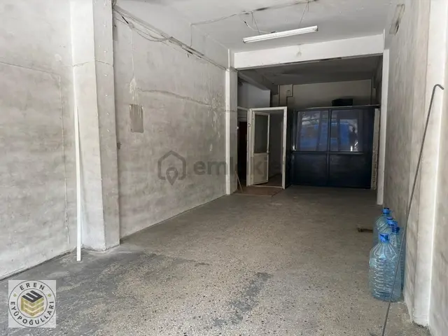 B.paşa Vatan Mh. Cadde Üzeri Düz Giriş 70m² Dükkan 1