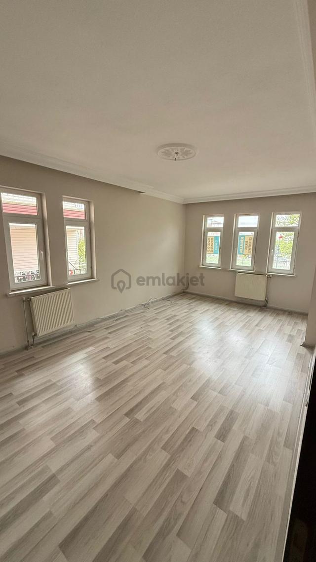 Ankara Polatlı Şehitlik Mahallesinde Kiralık 3+1 Daire 3