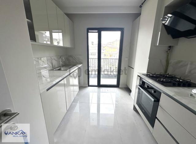 Envarev Çengelköy Satış Ve Kiralama Ofisinden Satılık 2+1 Daire 2
